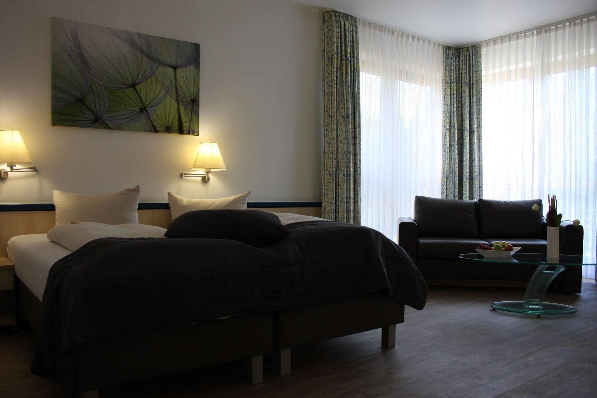 Sporthotel Fuchsbachtal Barsinghausen Buitenkant foto
